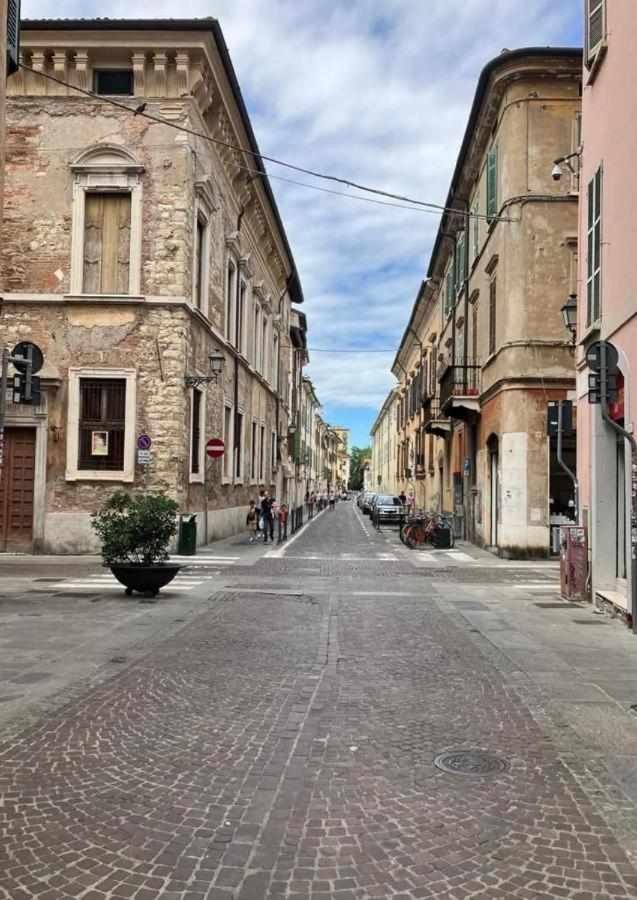 La Casa Dello Stilista Apartment Brescia Exterior foto